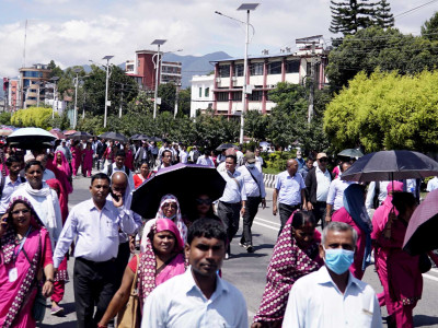 सरकार र आन्दोलनरत शिक्षकहरु छलफलमा