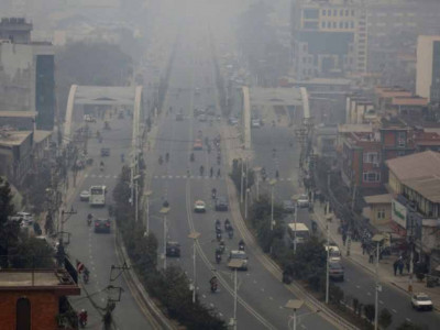वायु प्रदूषणको मुख्य कारण गाडीले फ्याक्ने धुवाँ