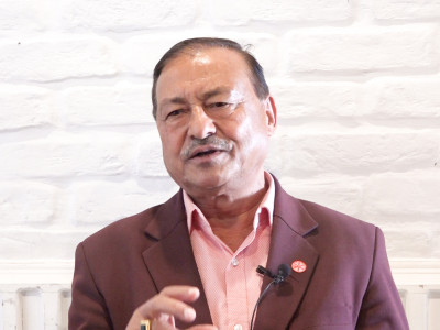 व्यवसायीलाई ‘छाताभित्र घामपानी ओतिने’ अनुभूति गराउने गरी काम गर्छु : शिव प्रसाद घिमिरे