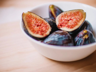 स्वास्थ्यका लागि चमत्कारी अन्जीर, भिजाएर खाँदा के–के हुन्छ फाईदा ?